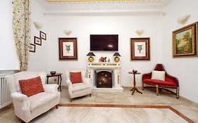 Fancy Guesthouse Vatican
